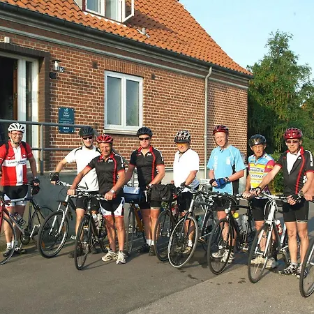 Lolland Hotell 3*